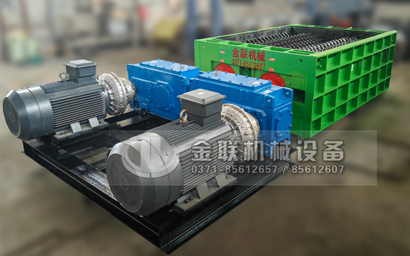 強力雙齒輥破碎機-大型狼牙輥破碎機-分級齒輥式破碎機結構特點