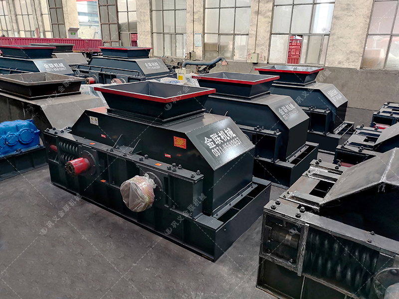 2PG1208型對輥破碎機發往吉林 破碎河卵石