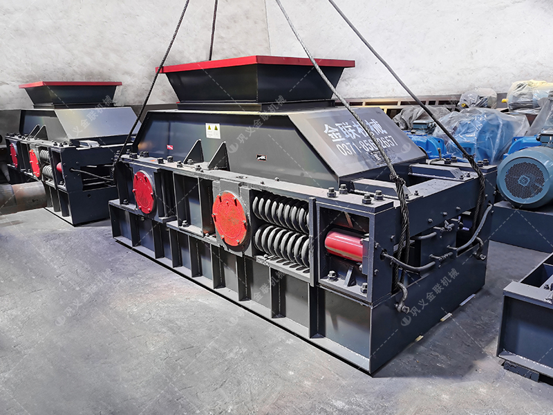 2PG1200x800彈簧式對輥破碎制砂機發貨圖片