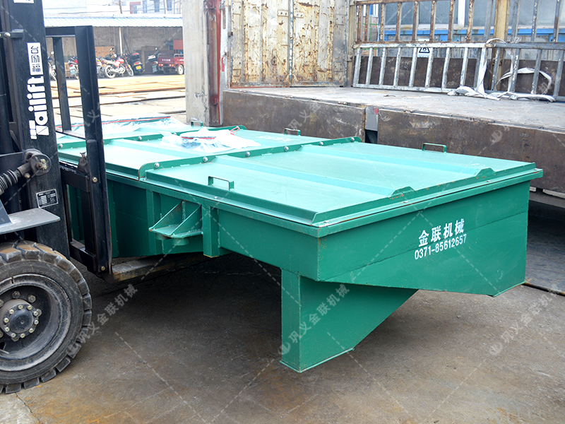 1535兩層直線振動篩發貨圖片_發往吉林長春_篩石英砂
