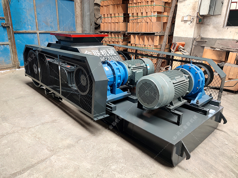 2PG500X750對輥破碎機發貨圖片_發往廣東佛山_破碎石英砂