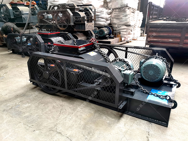 2PG610X400對輥破碎機發貨圖片_發往福建龍巖_鵝卵石制沙