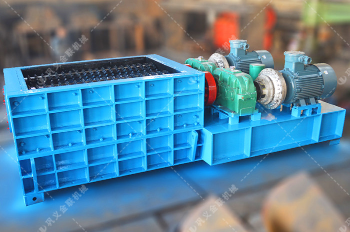 強力雙齒輥破碎機-大型狼牙輥破碎機-分級齒輥式破碎機結構特點