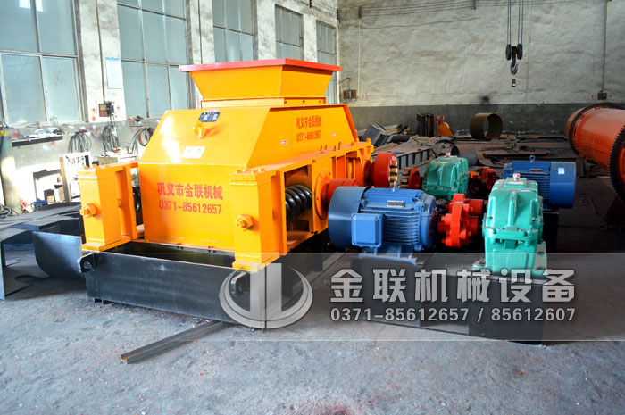 2PG1200x800大型鵝卵石制砂機