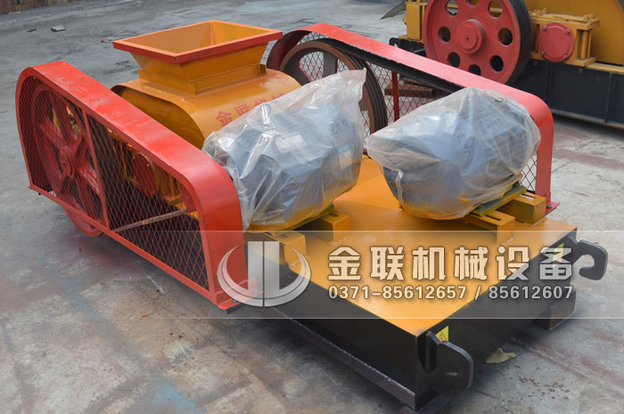 2PG400x400小型鵝卵石制砂機