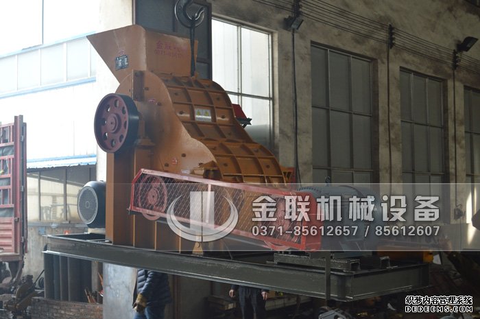 如何延長雙級粉碎機錘頭的使用壽命